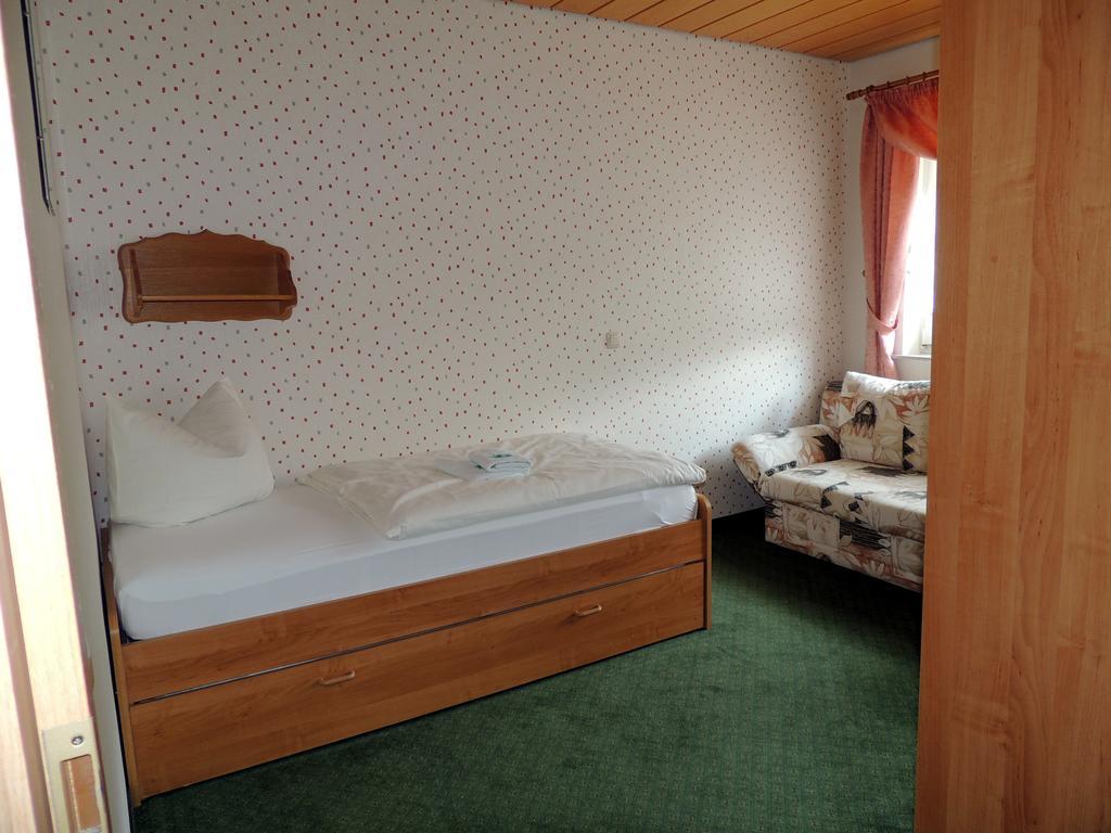 Gaestehaus Am Hirtenberg Breitenbrunn  Εξωτερικό φωτογραφία
