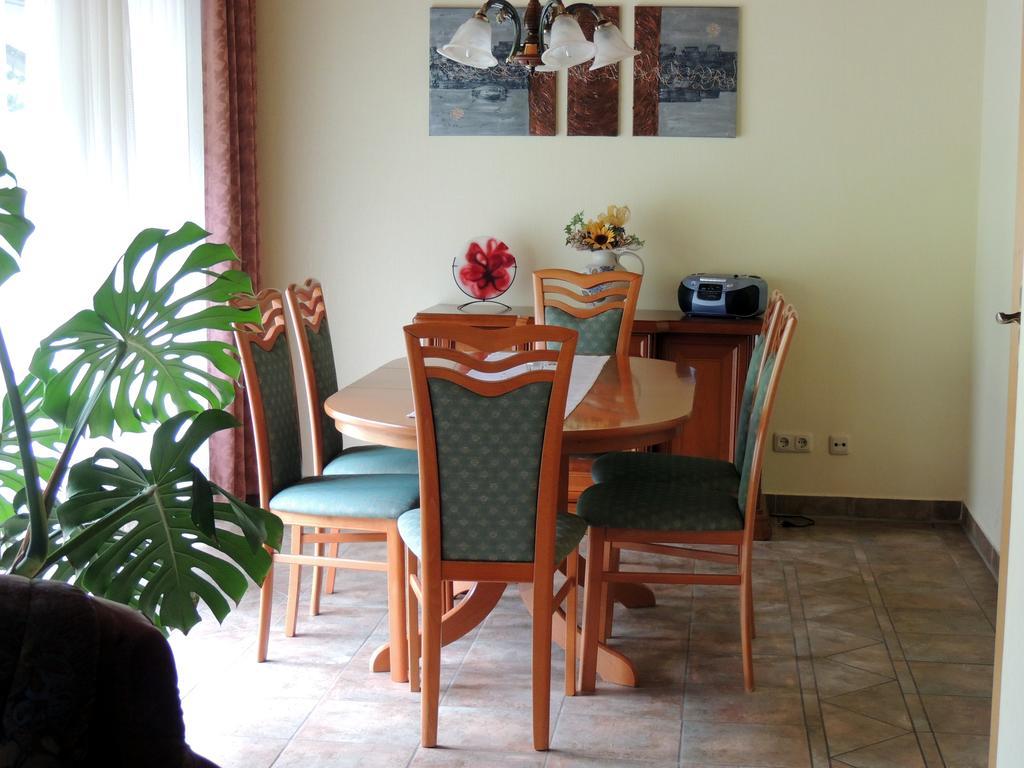 Gaestehaus Am Hirtenberg Breitenbrunn  Εξωτερικό φωτογραφία